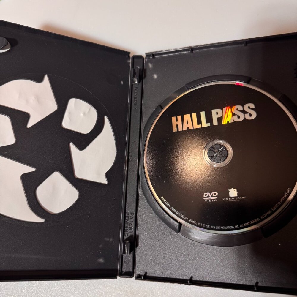 Hall Pass [DVD] Disc Tested, Working - Picture 4 of 4